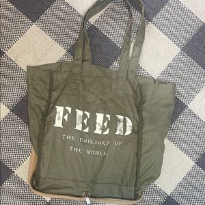 Feed Packable burlap cotton zip tote